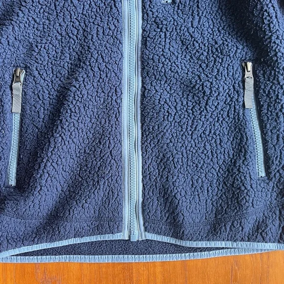 Patagonia Boys XL (Size 14) Blue Fleece Zip-Up – Cozy & Sustainable!